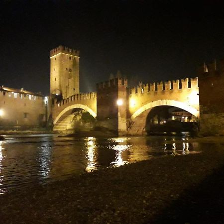 Casa Vacanze Al Borgo Caprino Veronese Eksteriør billede