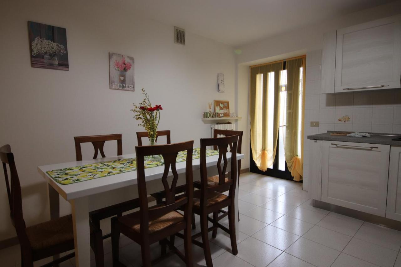 Casa Vacanze Al Borgo Caprino Veronese Eksteriør billede